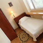 Hotel E.t. 3*