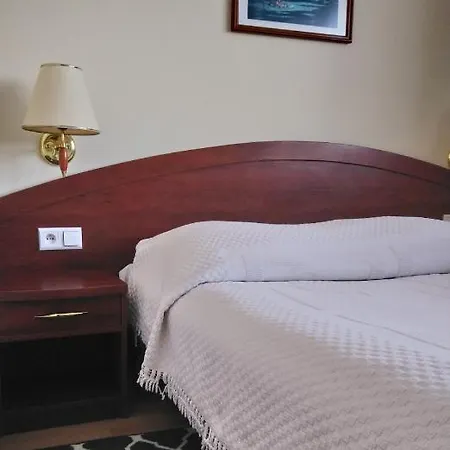E.t. Hotel 3*